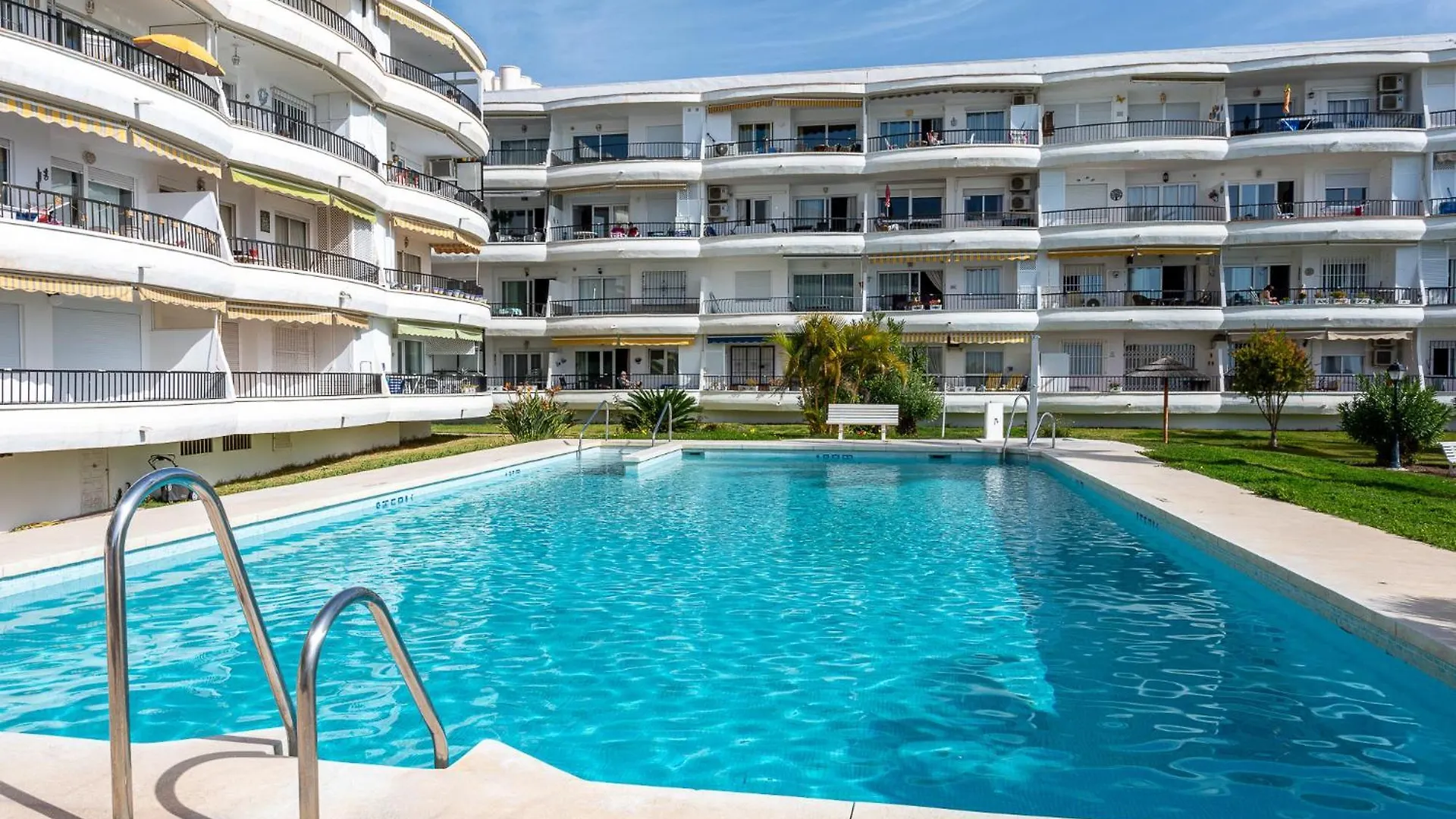 Ap408 Acapulco Playa Apartment Nerja