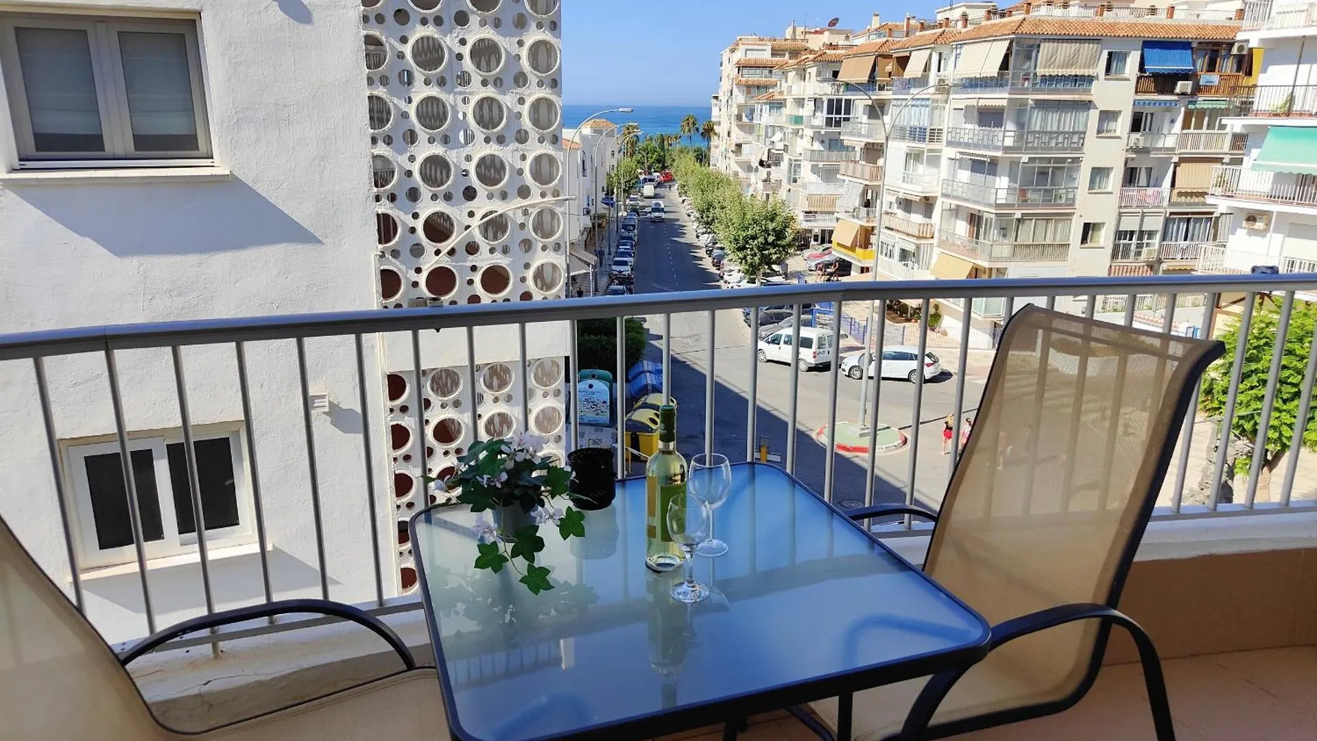 Ap408 Acapulco Playa Apartment Nerja